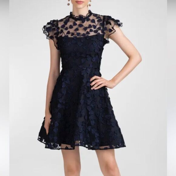 Shoshanna Navy Blue Lace Mini Dress, US4 - inbetweenathome.nl